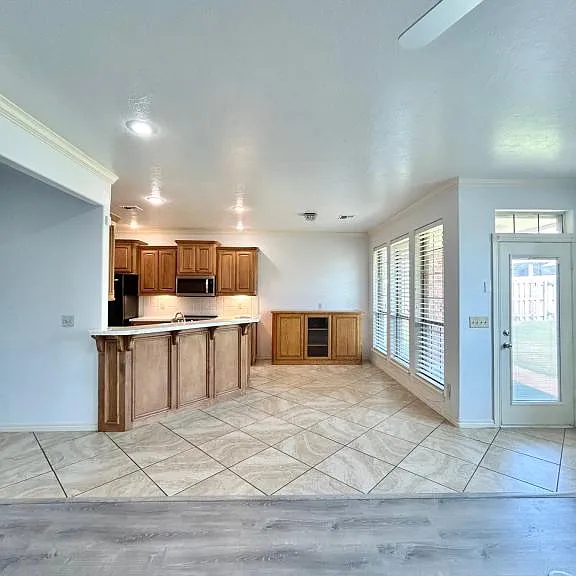 5102 NE Haddington Pl — Photo 8