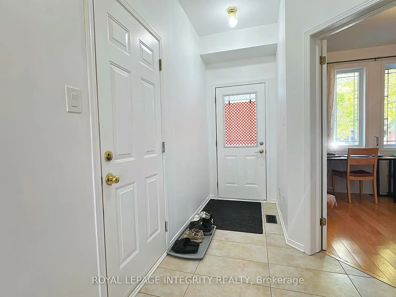 4 bed, $2,700 — Photo 3