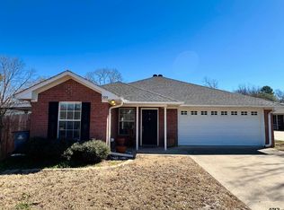 309 Willowbrook Ln, Whitehouse, TX 75791