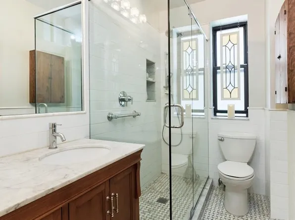 315 East 80th Street image 5 of 5