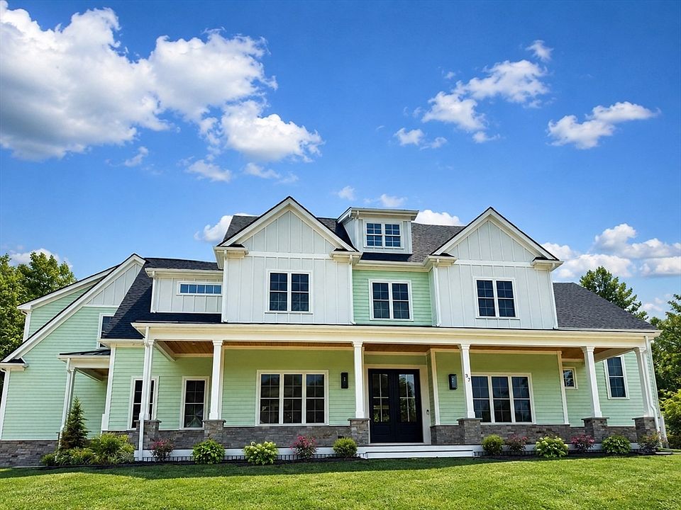 1st image of 37 Cervelli Farm Dr