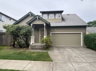 1251 Clover Dr, Santa Rosa, CA 95401