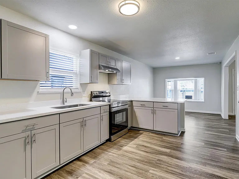 3918 Cosby St — Photo 1