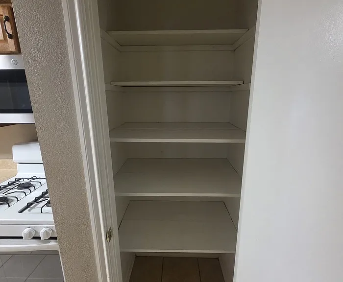 707 Devonian Dr — Photo 12
