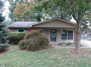10018 Harlech Ln, Jeffersontown, KY 40299