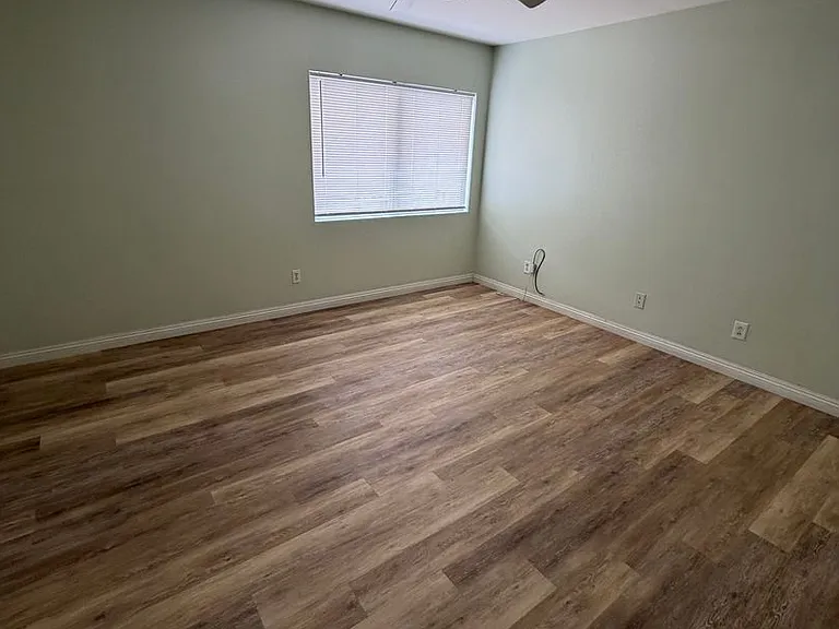 3814 Kit Fox St — Photo 20