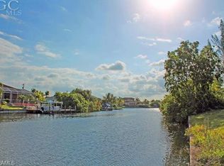 2021 SW 41st St, Cape Coral, FL 33914