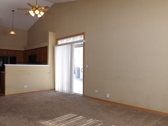 3rd image of 2824 Troon Dr