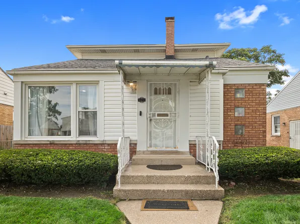 425 47th Ave, Bellwood, IL 60104