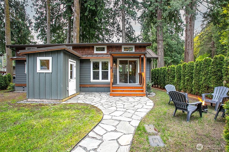 2nd image of 990 S Lake Whatcom Boulevard #9