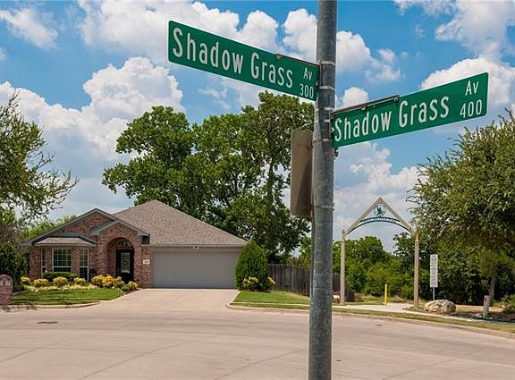 2nd image of 345 Shadow Grass Ave
