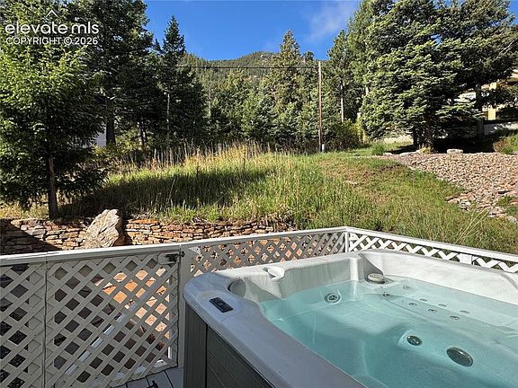 2nd image of 3670 Hill Dr