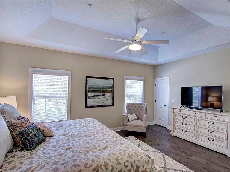 205 Mariners Cir — Photo 27