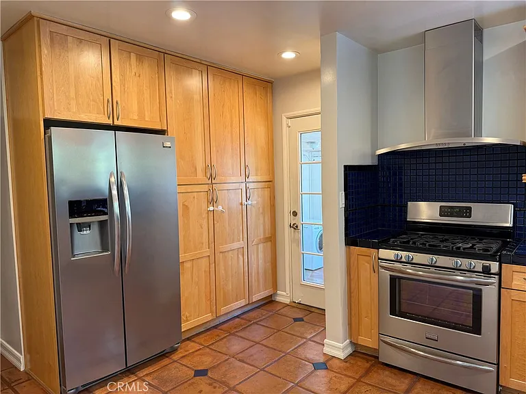 5039 Rubio Ave — Photo 6