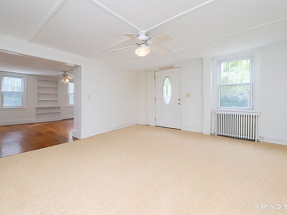 4th image of 35 Ramapoo Road