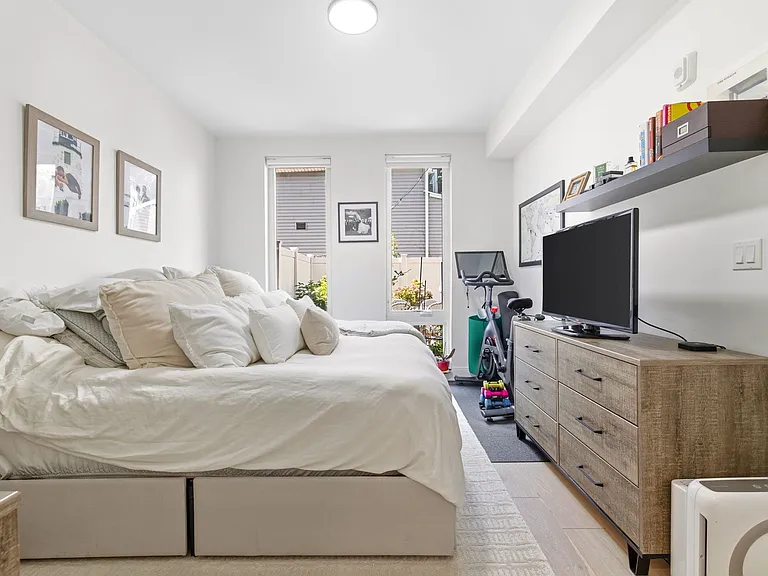 101 Condor St #205 — Photo 12