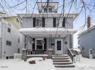 222 Valley Ave SW, Grand Rapids, MI 49504