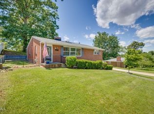 2228 Bruce St, Kingsport, TN 37664