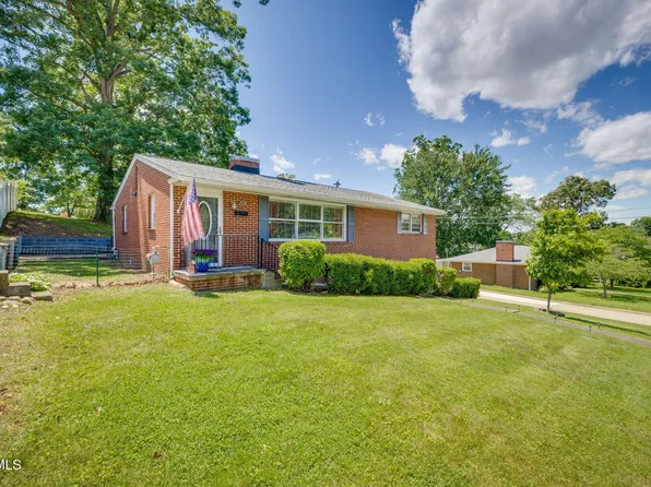 2228 Bruce St, Kingsport, TN 37664