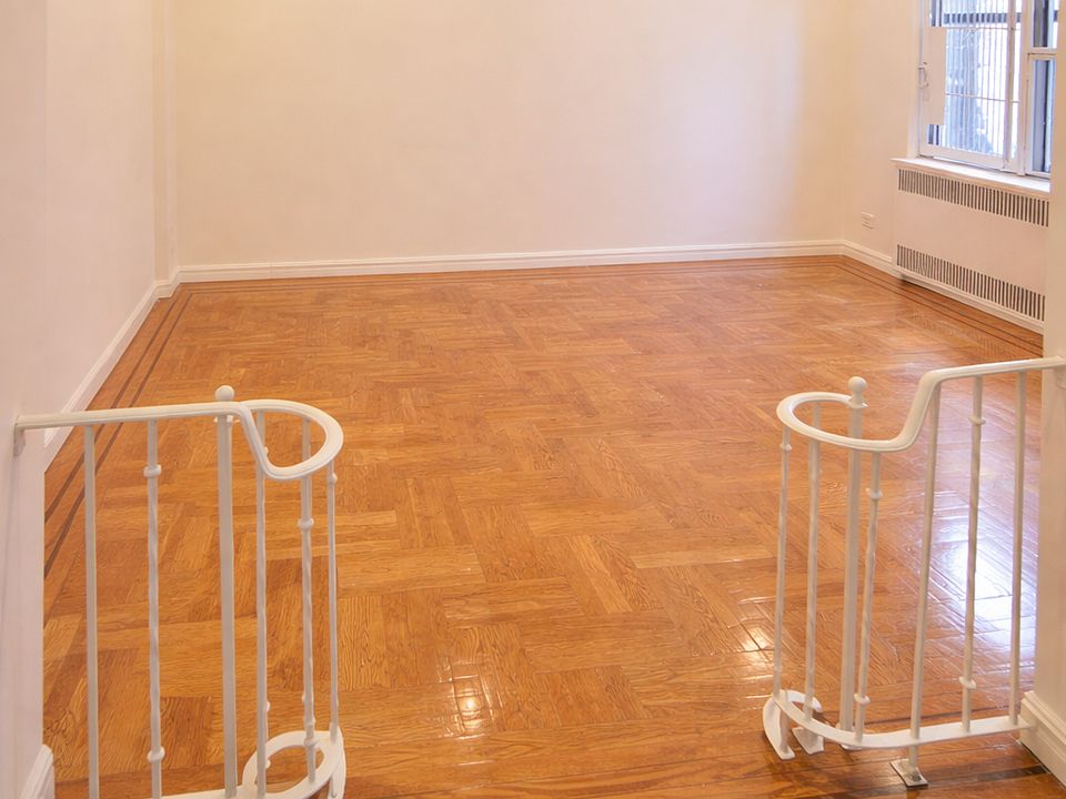 1st image of 729 W 186th St #6D