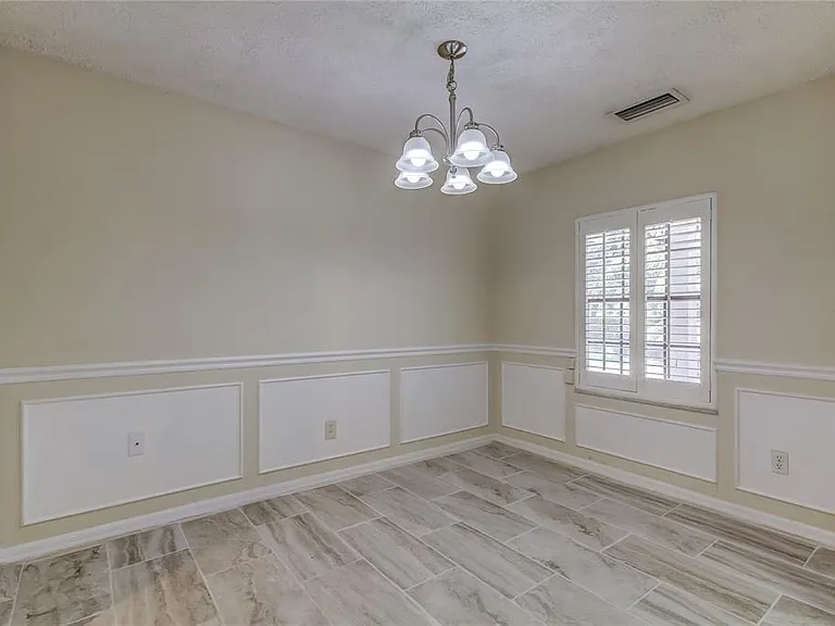 10406 Reclinata Ln — Photo 15