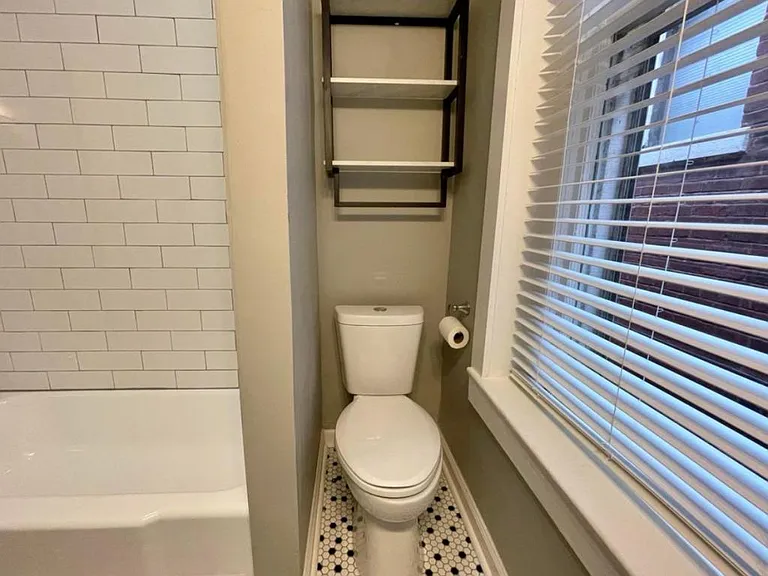 1318 S Brook St #3 — Photo 16