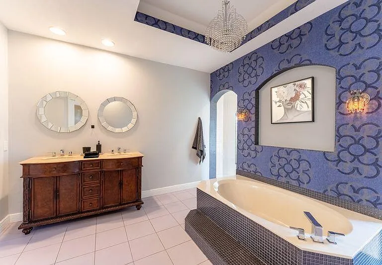 6138 NW Ginger Ln — Photo 13
