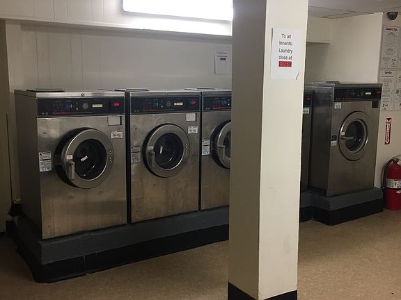 5th image of 2100 Beekman Pl APT 4H