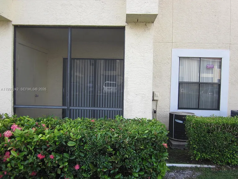 15051 SW 103rd Ln #103 — Photo 4