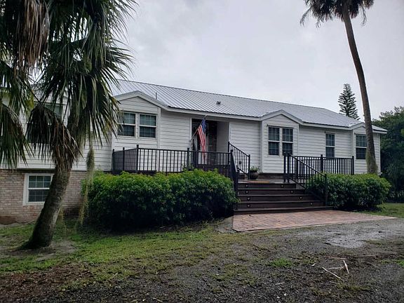 3rd image of 11773 Highway 441 SE