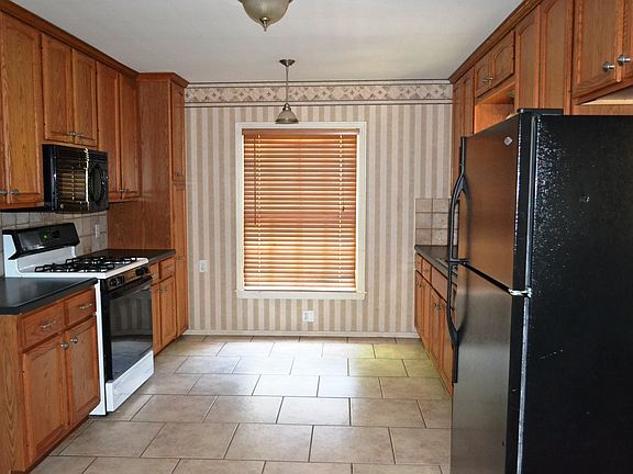 3rd image of 4108 Gorman Ave