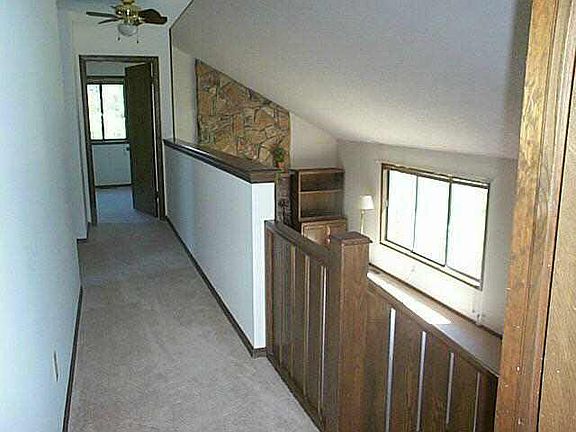 4th image of 6921 N Rushwood Cir