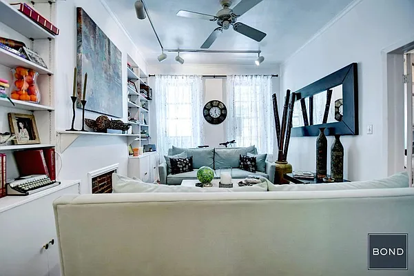 Rented by Bond New York | media 47