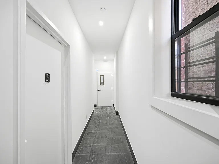 2152 Muliner Ave #1A — Photo 4