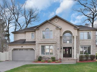 240 Spring Valley Rd, Oradell, NJ 07649