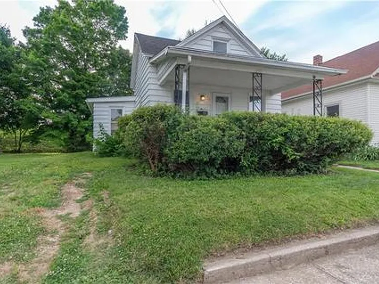 317 Cleveland St — Photo 3