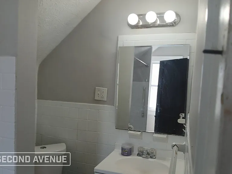 11512 Harvey Ave — Photo 10