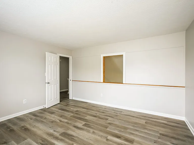 6629 Crestwell Ln — Photo 14