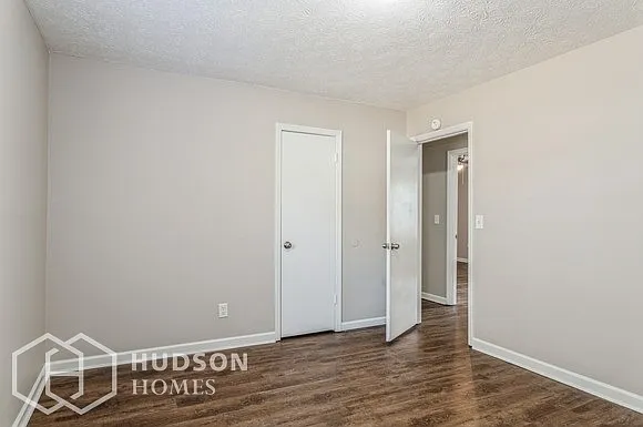 3104 Rock Pine Ct — Photo 9