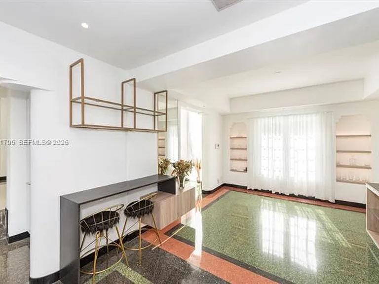 841 19th St #841 — Photo 32