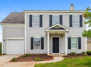 2203 Pimpernel Rd, Charlotte, NC 28213