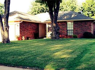 1800 Geeta Rd, Edmond, OK 73003