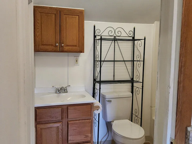 558 W Hopocan Ave #2 — Photo 9