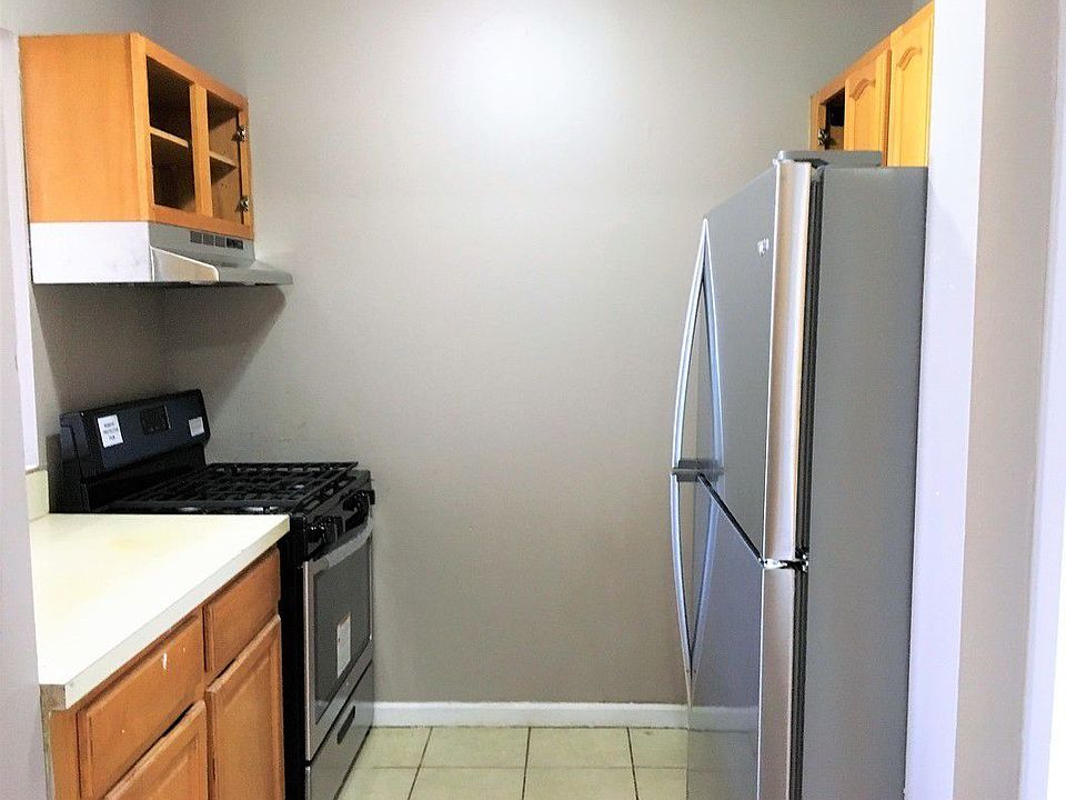 1st image of 1849 Atlantic Ave APT 3