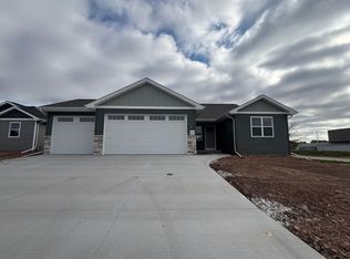 351 Tanha Trl, Kimberly, WI 54136