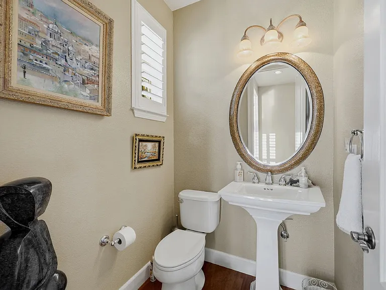 5940 Cour Saint Michelle — Photo 18