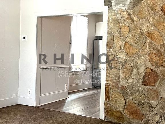 4th image of 807 20th St #A
