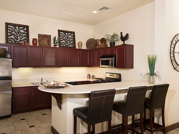 Pinnacle at Otay Ranch