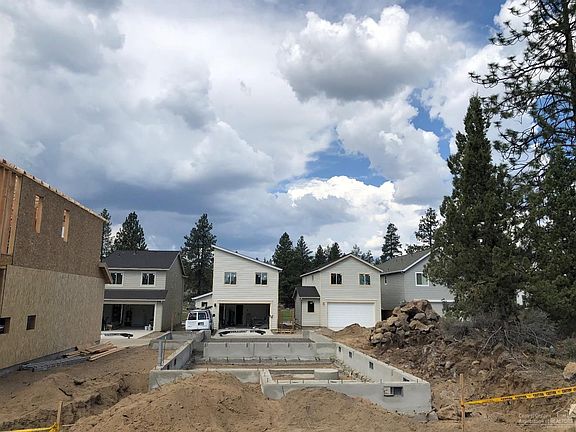 2nd image of 61077 SE Sydney Harbor Dr