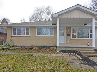 1437 Westbrook Dr, Peterborough, ON K9J 6R3